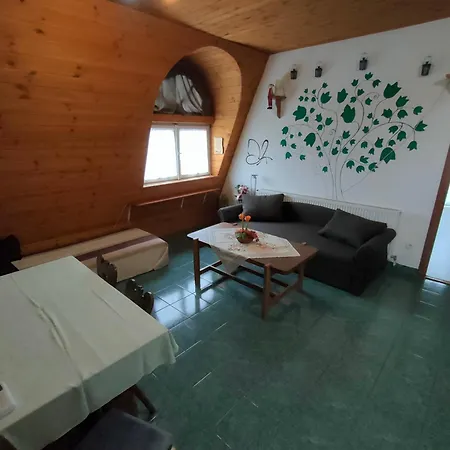 Király Apartamento *